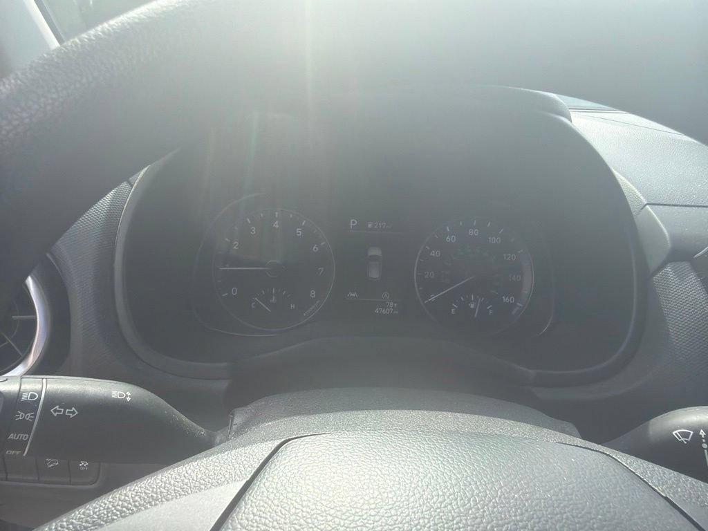 Used 2023 Hyundai Kona SE AWD/4WD image 13