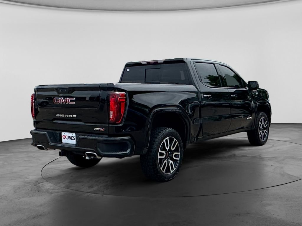Used 2023 GMC Sierra 1500 AT4 w/ AT4 Premium Package AWD/4WD image 10