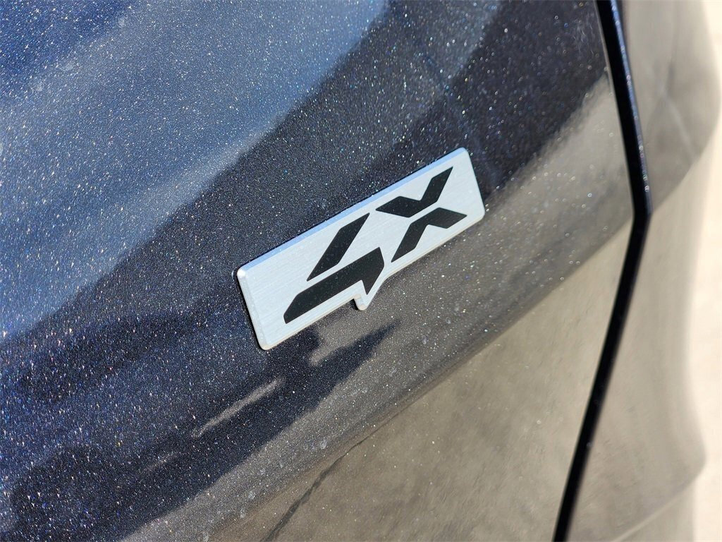 New 2026 Kia Sportage SX image 9