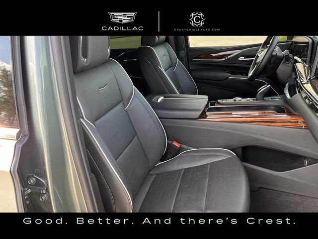 Used 2024 Cadillac Escalade Premium Luxury w/ Performance Package AWD/4WD image 29
