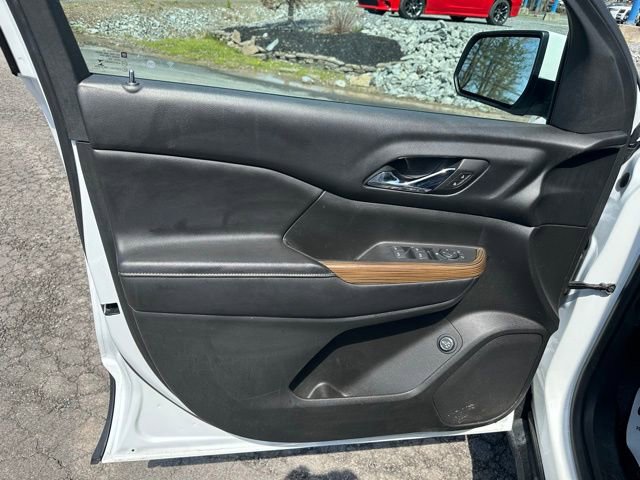 Used 2018 GMC Acadia SLE AWD/4WD image 28