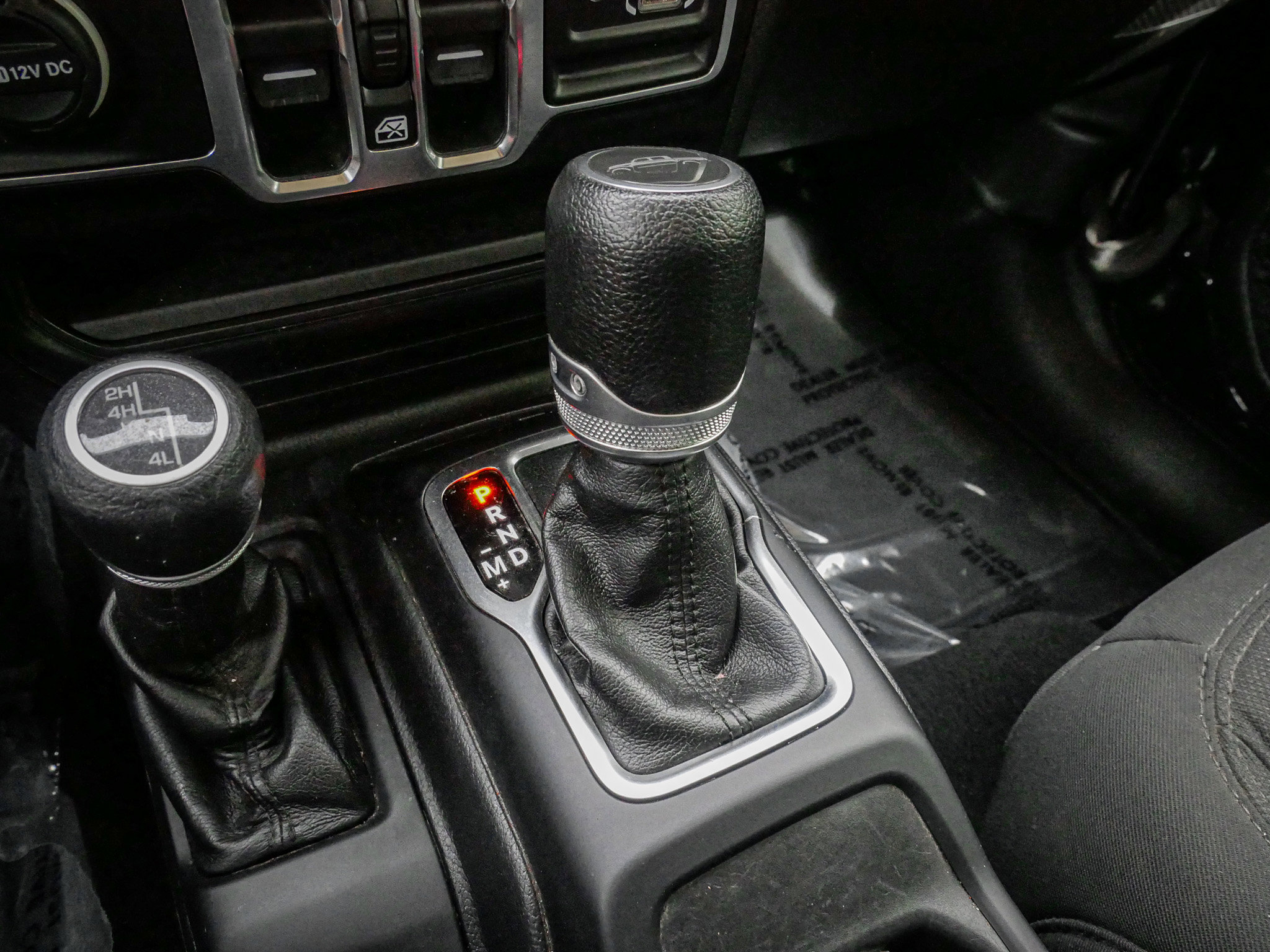 Used 2021 Jeep Gladiator Sport image 25