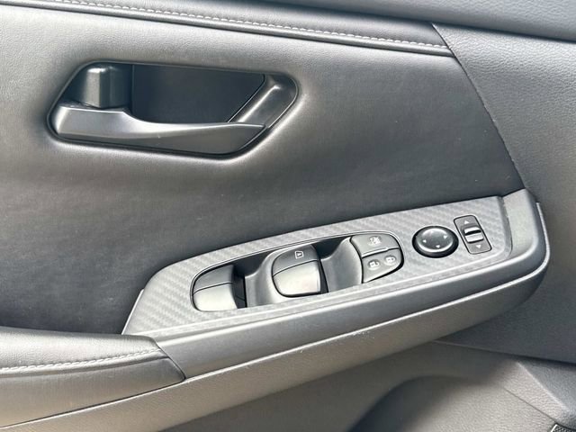 Used 2025 Nissan Sentra S image 25