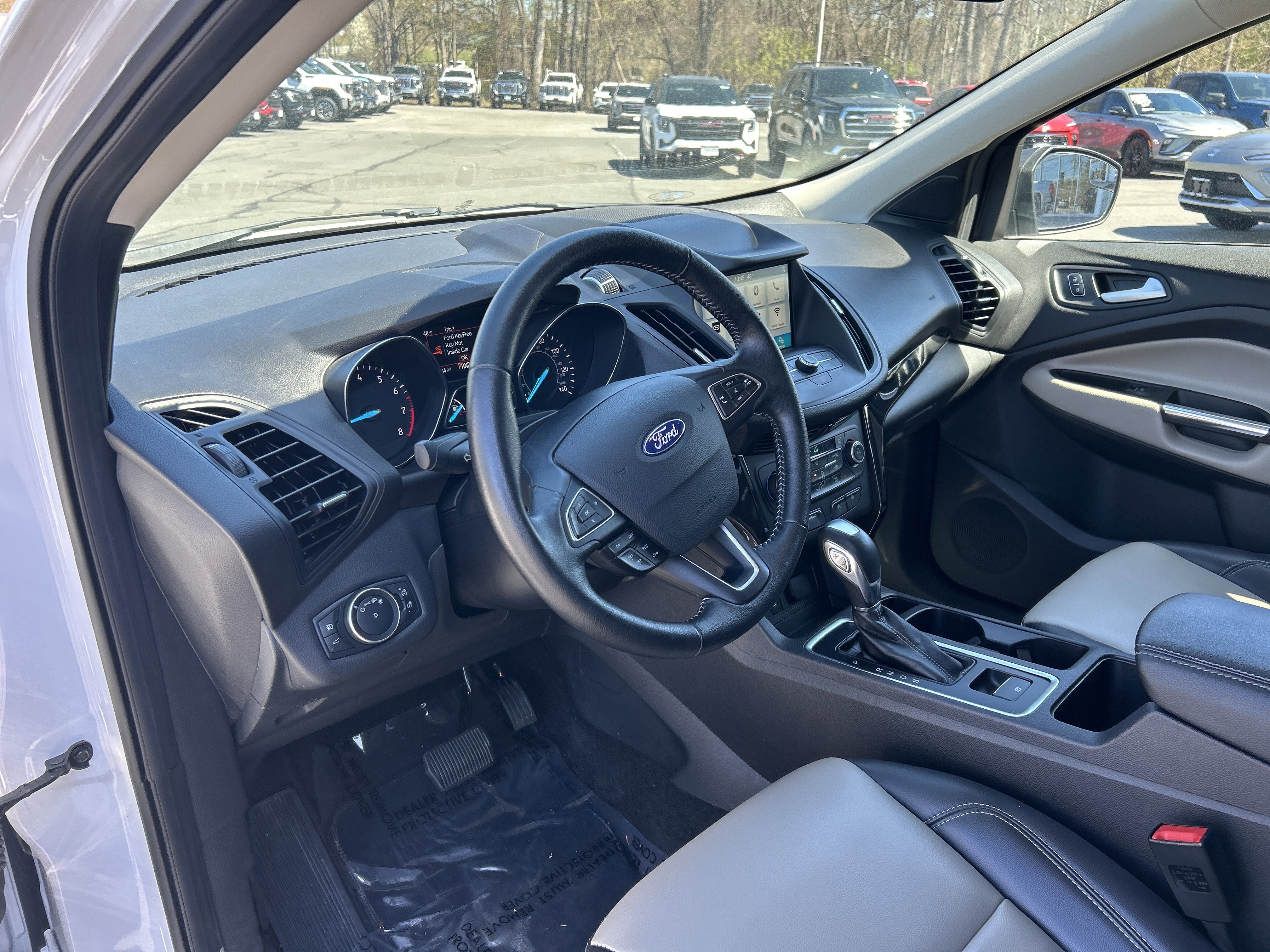 Used 2019 Ford Escape SEL AWD/4WD image 16