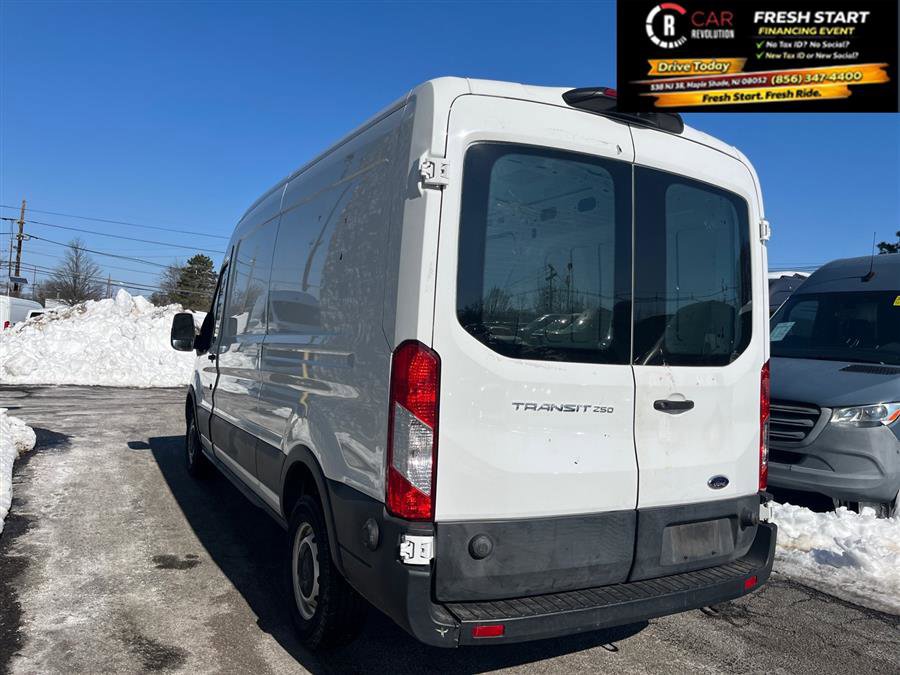 Used 2020 Ford Transit 250 Medium Roof image 4