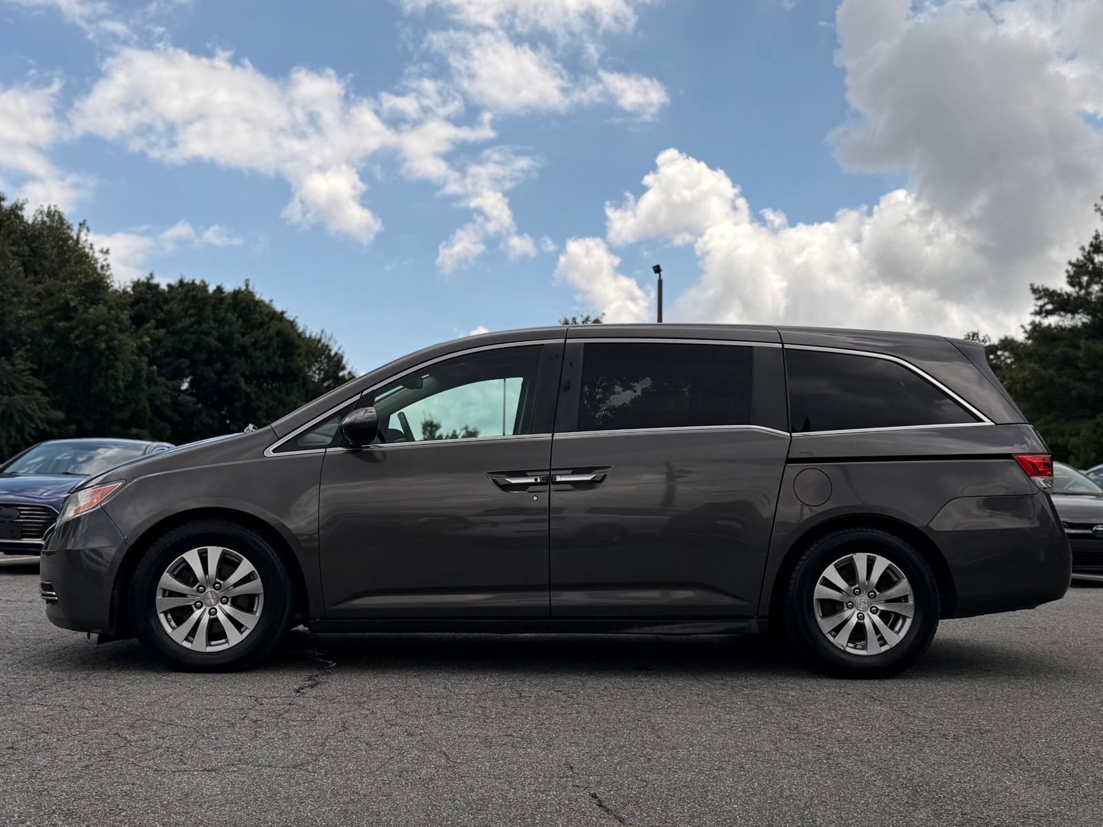 Used 2015 Honda Odyssey EX-L image 2