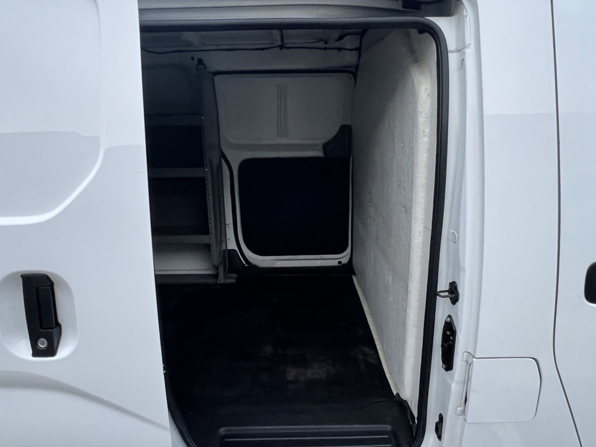 Used 2020 Nissan NV200 SV FWD image 13