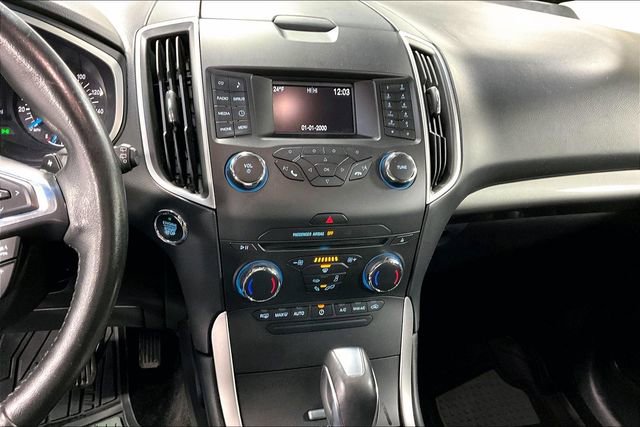 Used 2017 Ford Edge SEL image 4