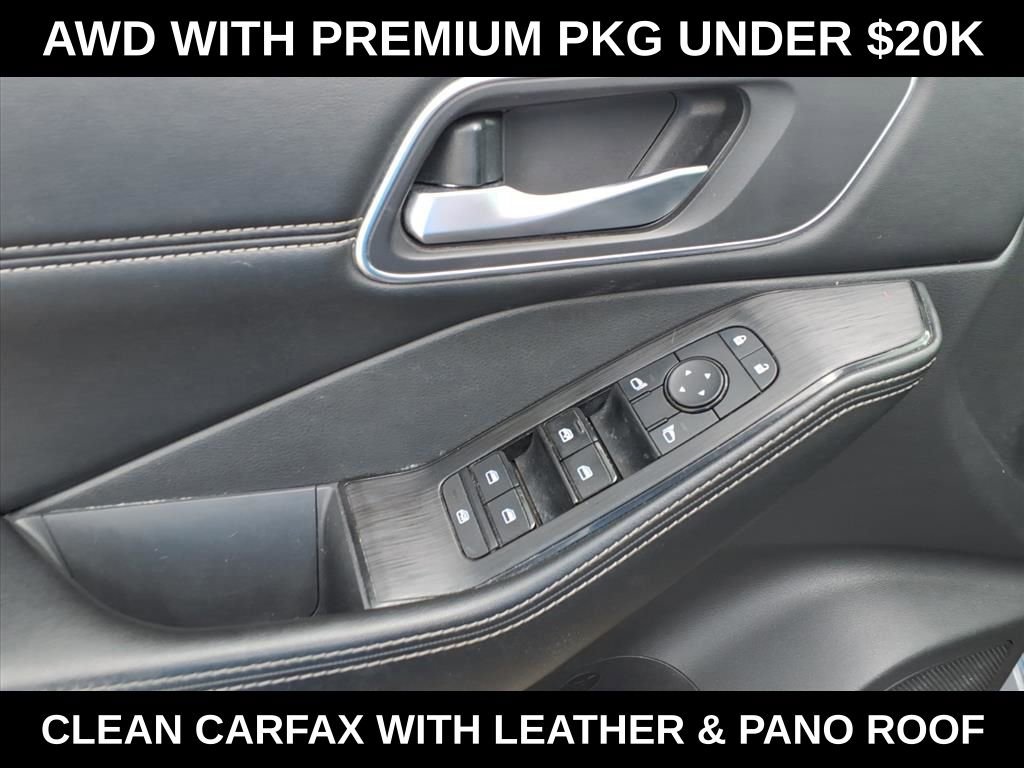 Used 2021 Nissan Rogue SV image 12