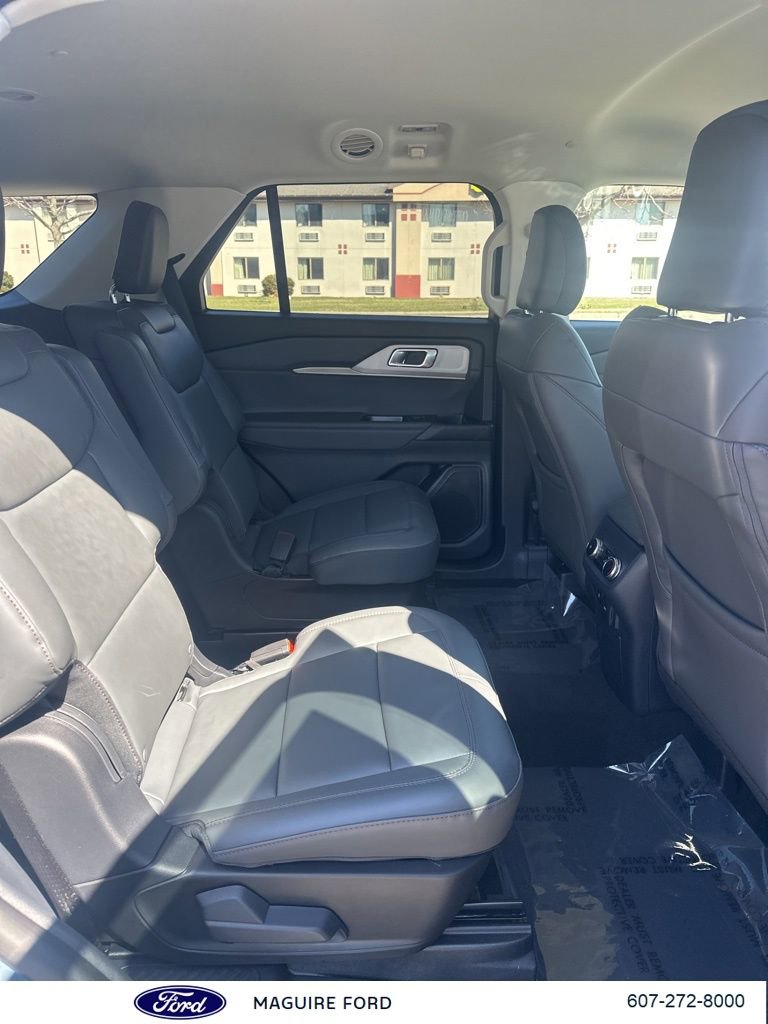 New 2026 Ford Explorer Active w/ Active Comfort Package image 11