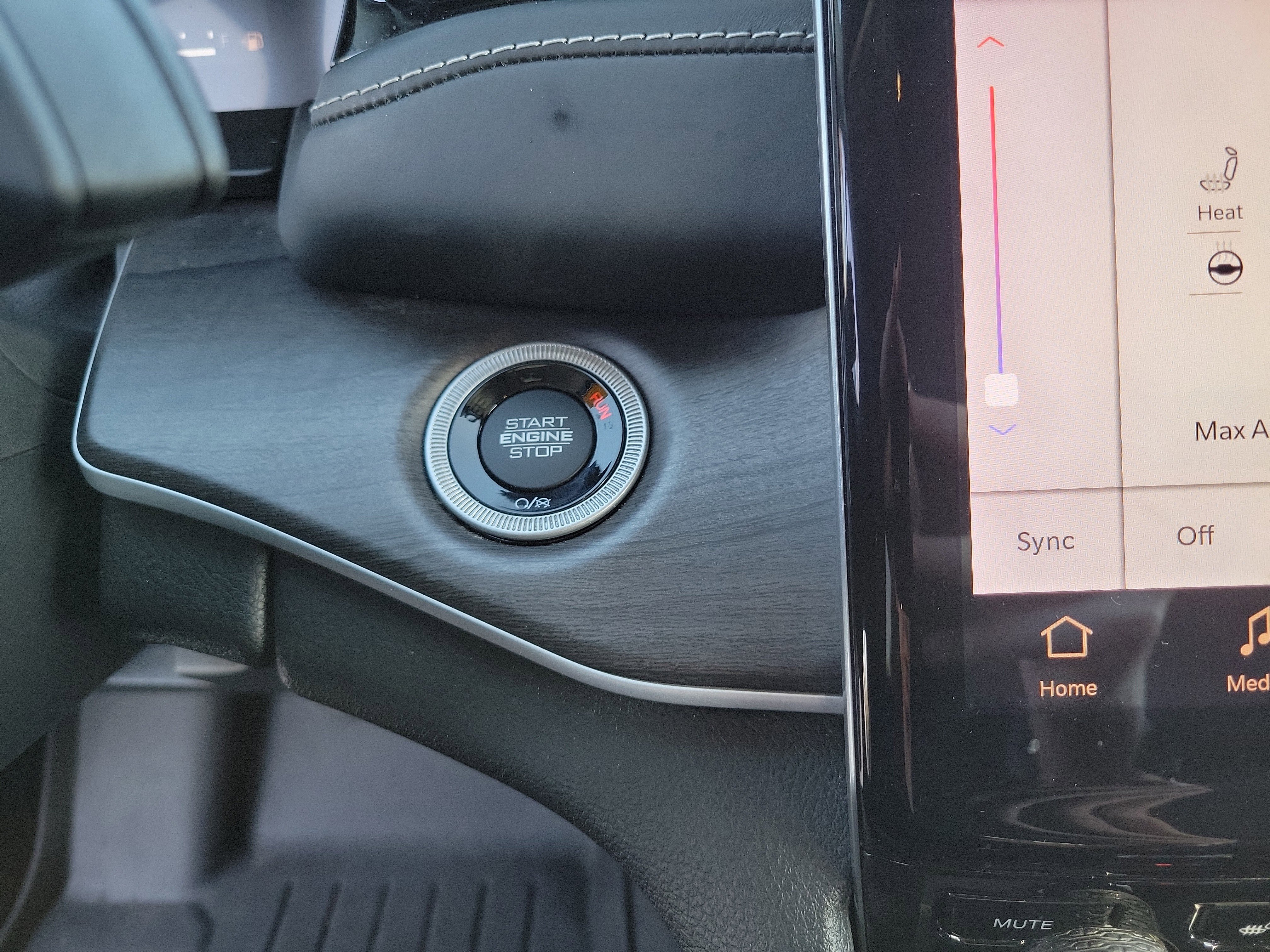 Certified 2022 Jeep Grand Cherokee Limited RWD image 21