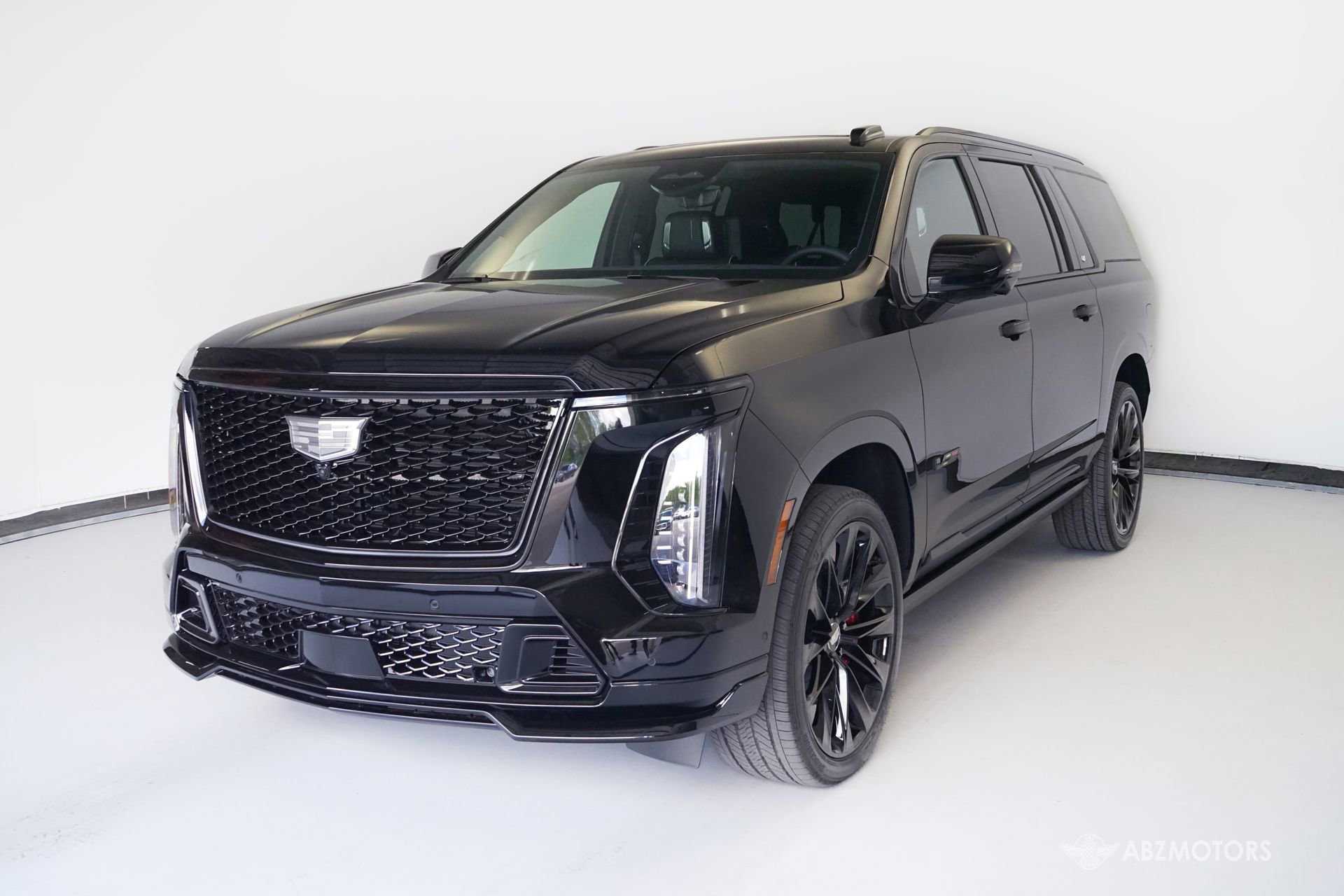 Used 2026 Cadillac Escalade ESV V image 2