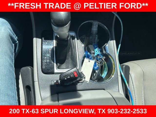 Used 2015 Toyota Highlander Limited image 20