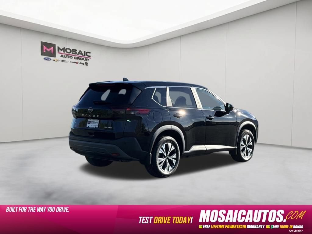 Used 2023 Nissan Rogue SV AWD/4WD image 7