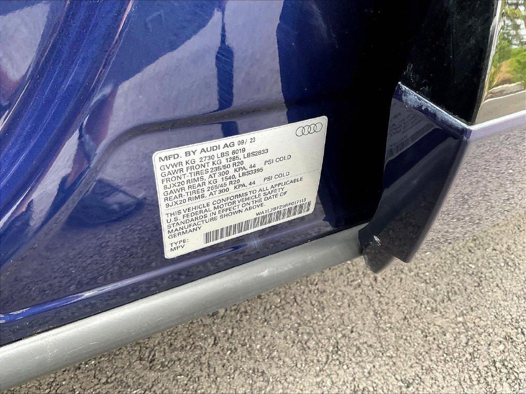 Used 2024 Audi Q4 e-tron Premium Plus AWD/4WD image 20