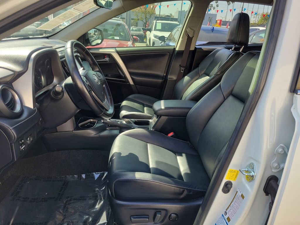 Used 2016 Toyota RAV4 Limited w/ Advanced Technology Package image 20