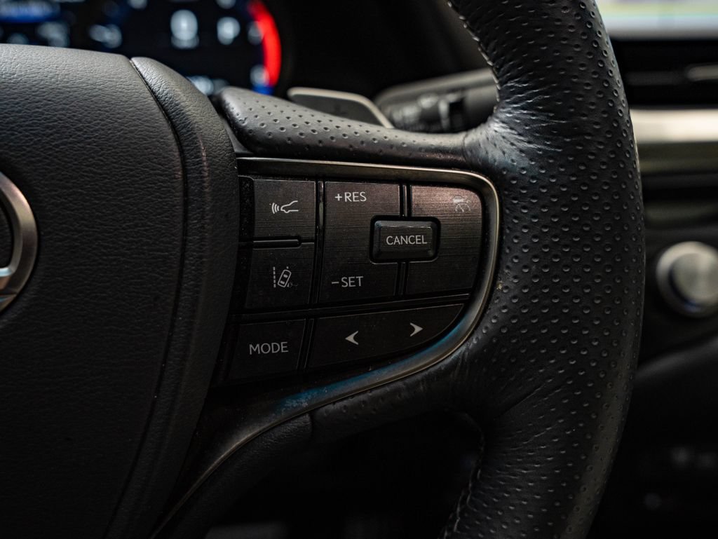 Used 2021 Lexus ES 350 F Sport w/ Special Edition FWD image 30