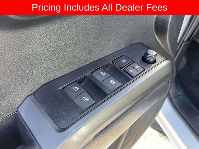 Used 2023 Toyota Tacoma TRD Off-Road w/ Technology Package AWD/4WD image 19