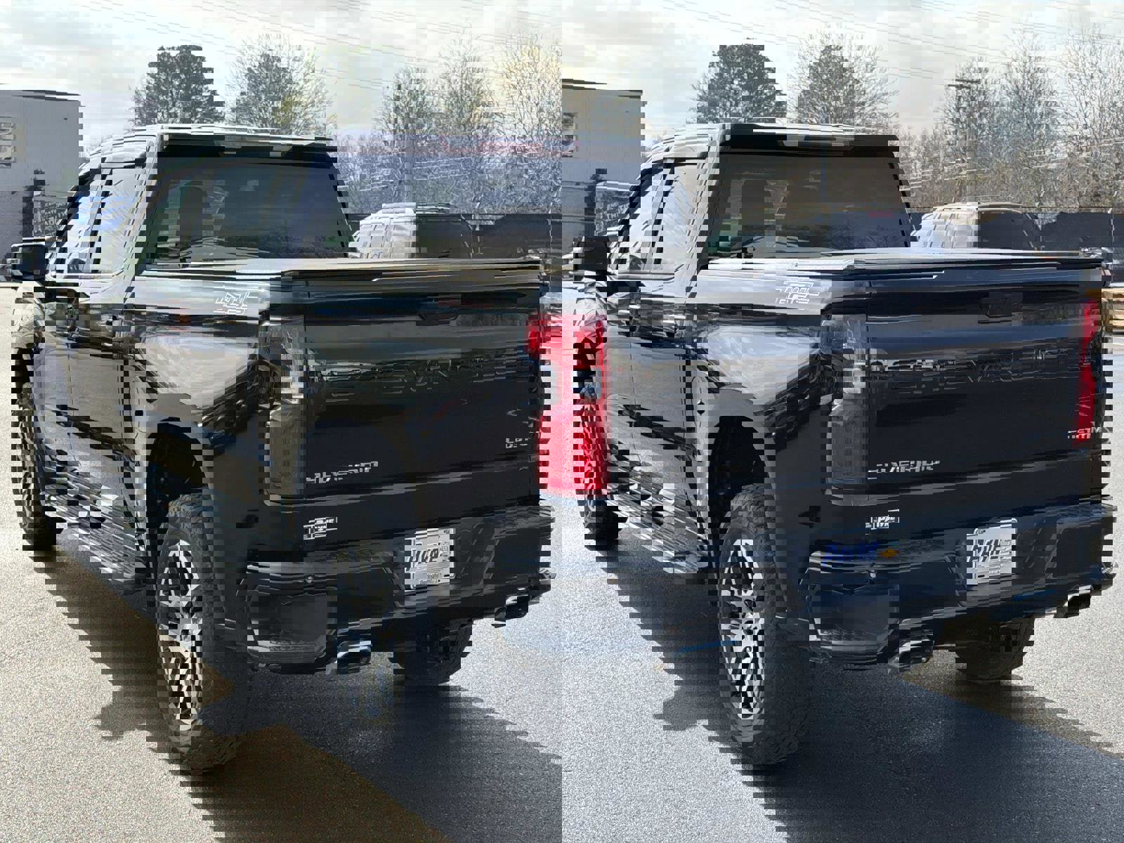 Certified 2019 Chevrolet Silverado 1500 Custom Trail Boss w/ Custom Convenience Package image 17