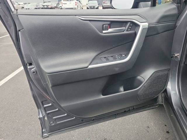 Used 2020 Toyota RAV4 Limited w/ All Weather Liner Package image 38