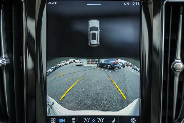 Used 2022 Volvo XC60 T8 Inscription w/ Advanced Package image 41