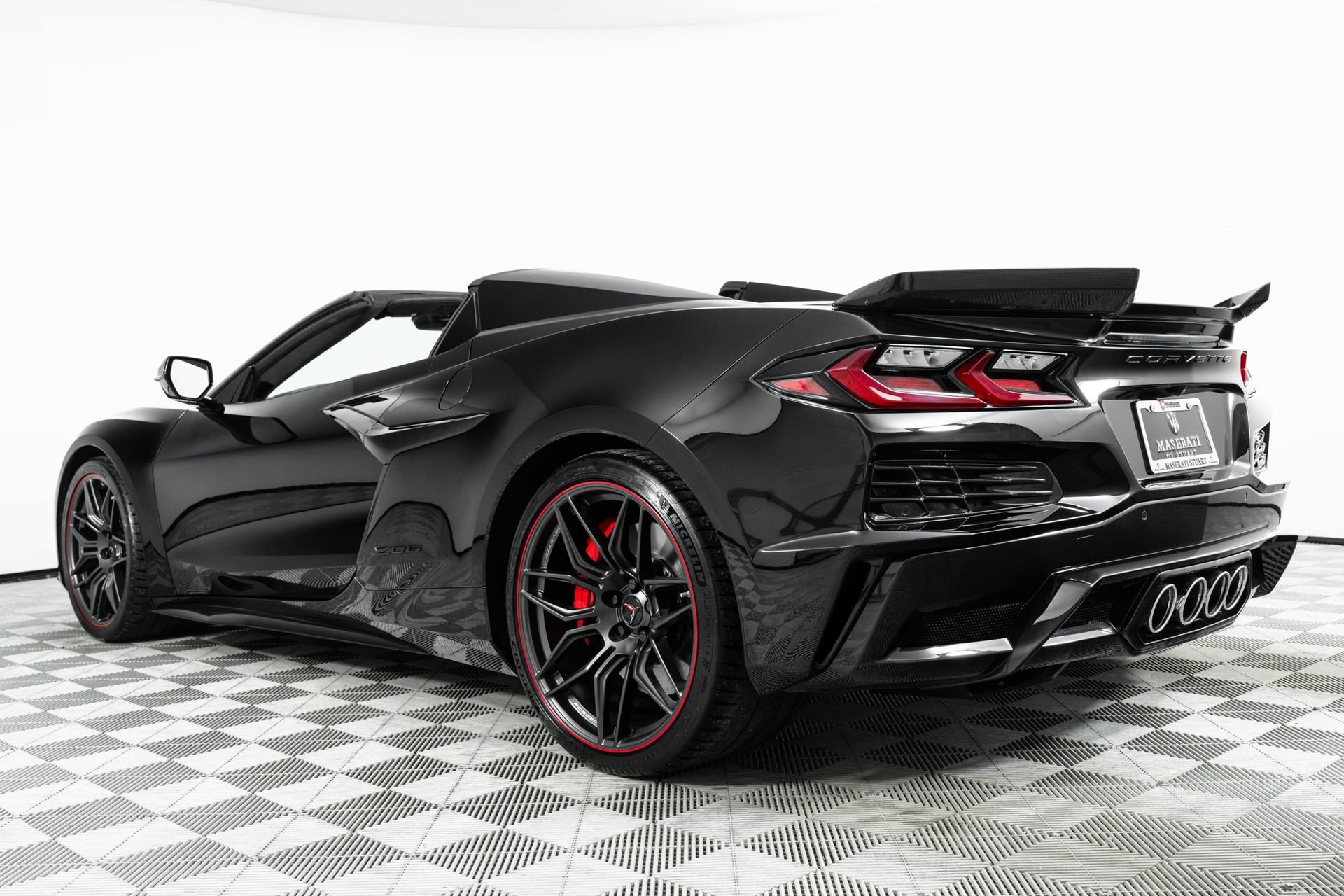 Used 2024 Chevrolet Corvette Z06 RWD image 99