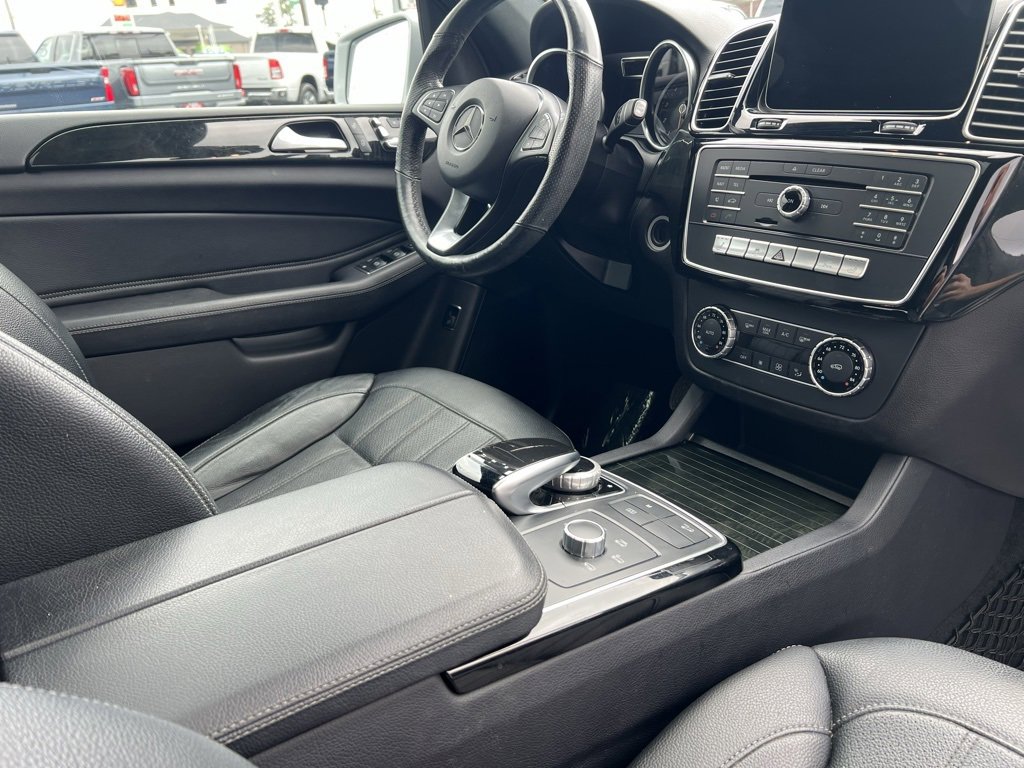 Used 2018 Mercedes-Benz GLE 350 4MATIC image 32