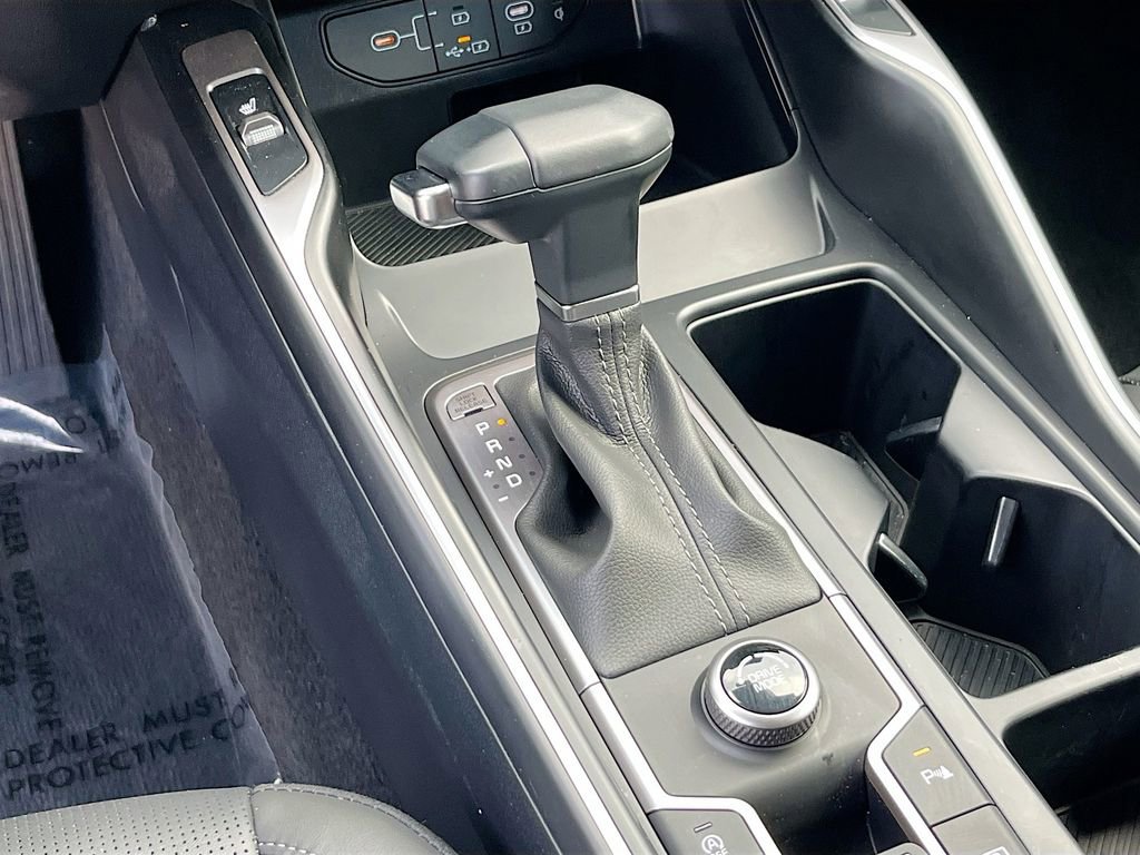 Certified 2025 Kia Sorento S w/ Panoramic Sunroof Package image 21