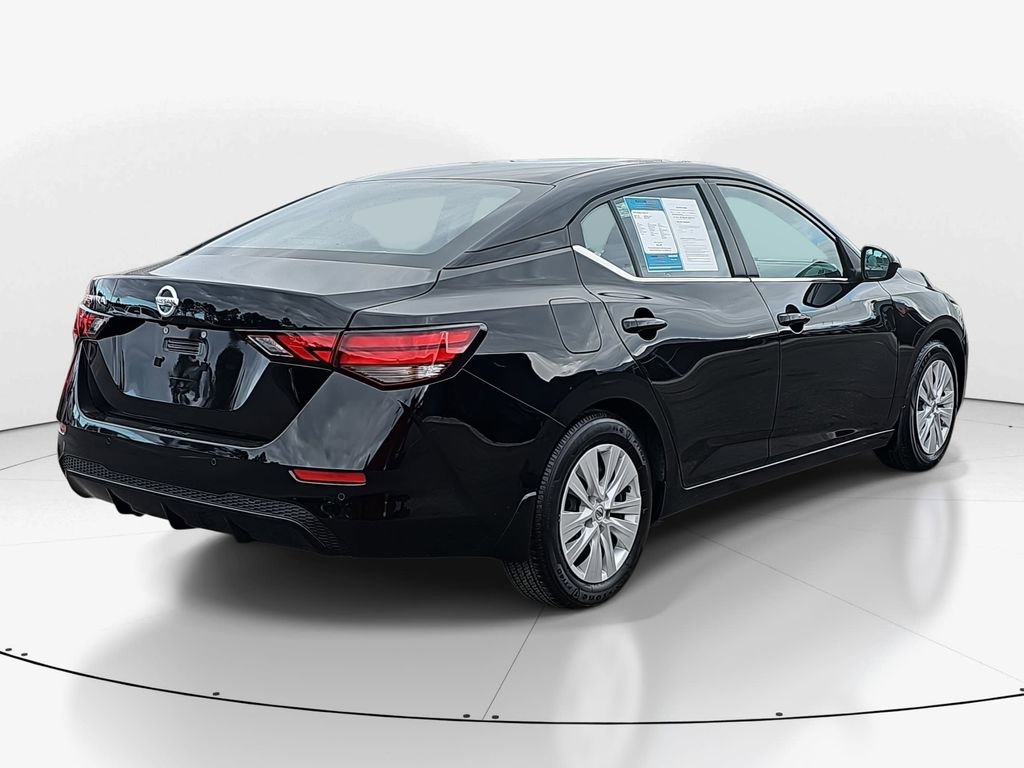 Used 2023 Nissan Sentra S image 5