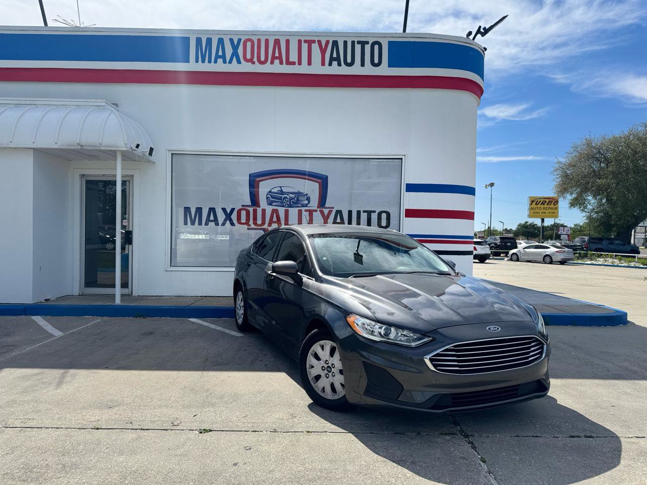 Used 2019 Ford Fusion S FWD image 14