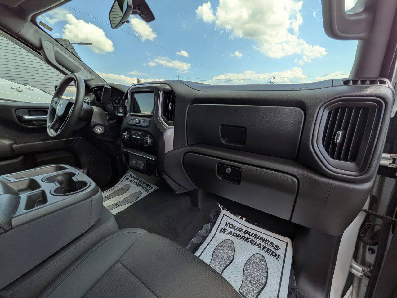 Used 2019 Chevrolet Silverado 1500 Custom w/ Custom Value Package AWD/4WD image 20