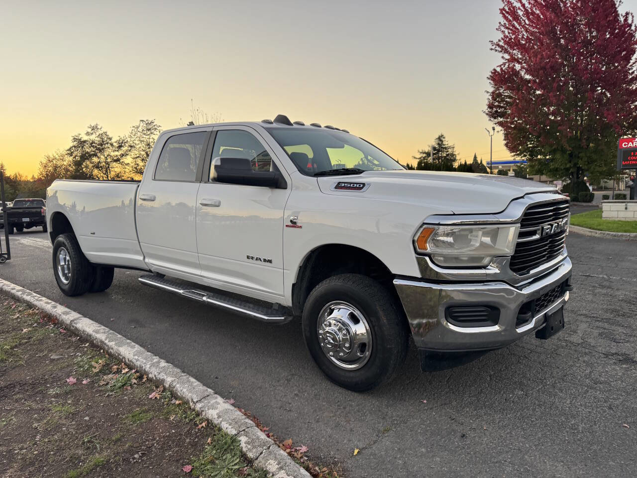 Used 2021 RAM 3500 Big Horn image 2