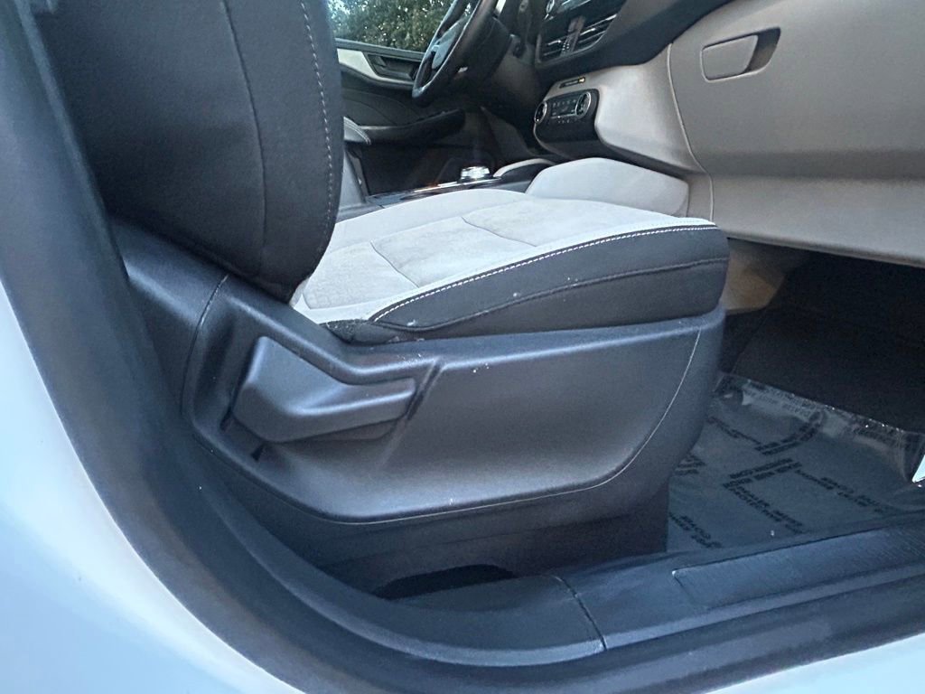 Used 2024 Ford Escape Active w/ Cold Weather Package image 24