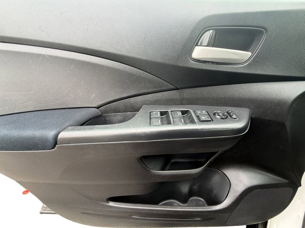 Used 2016 Honda CR-V LX image 11