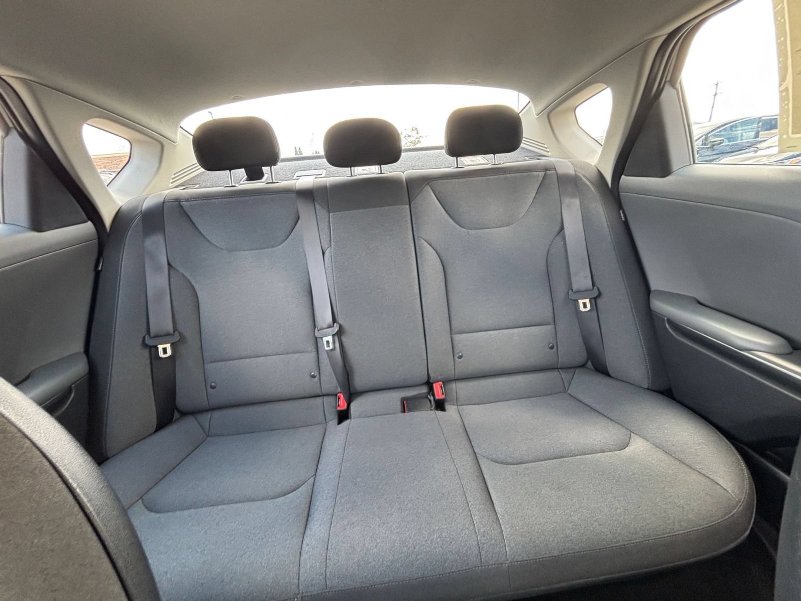Used 2025 Kia K4 FWD image 36