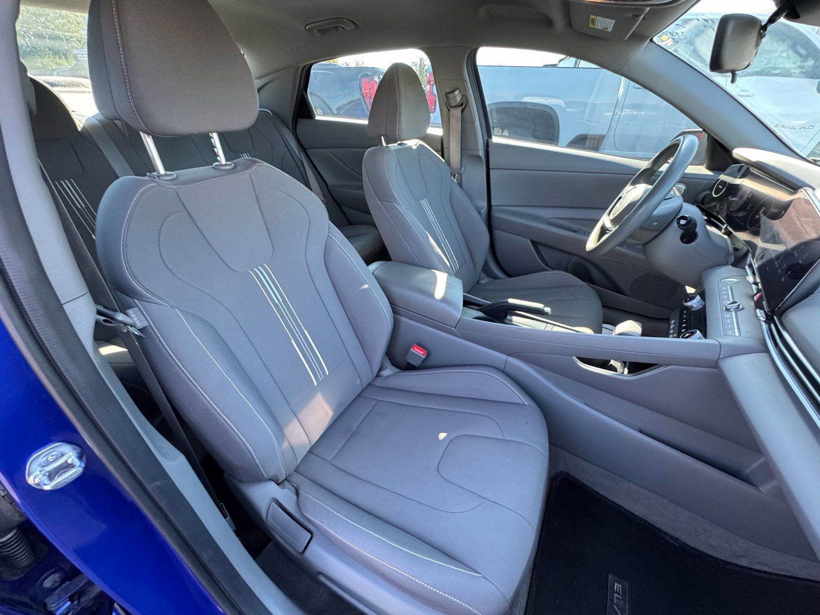 Used 2024 Hyundai Elantra SEL FWD image 32