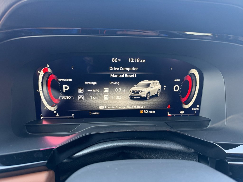 New 2026 Nissan Pathfinder Platinum AWD/4WD image 14