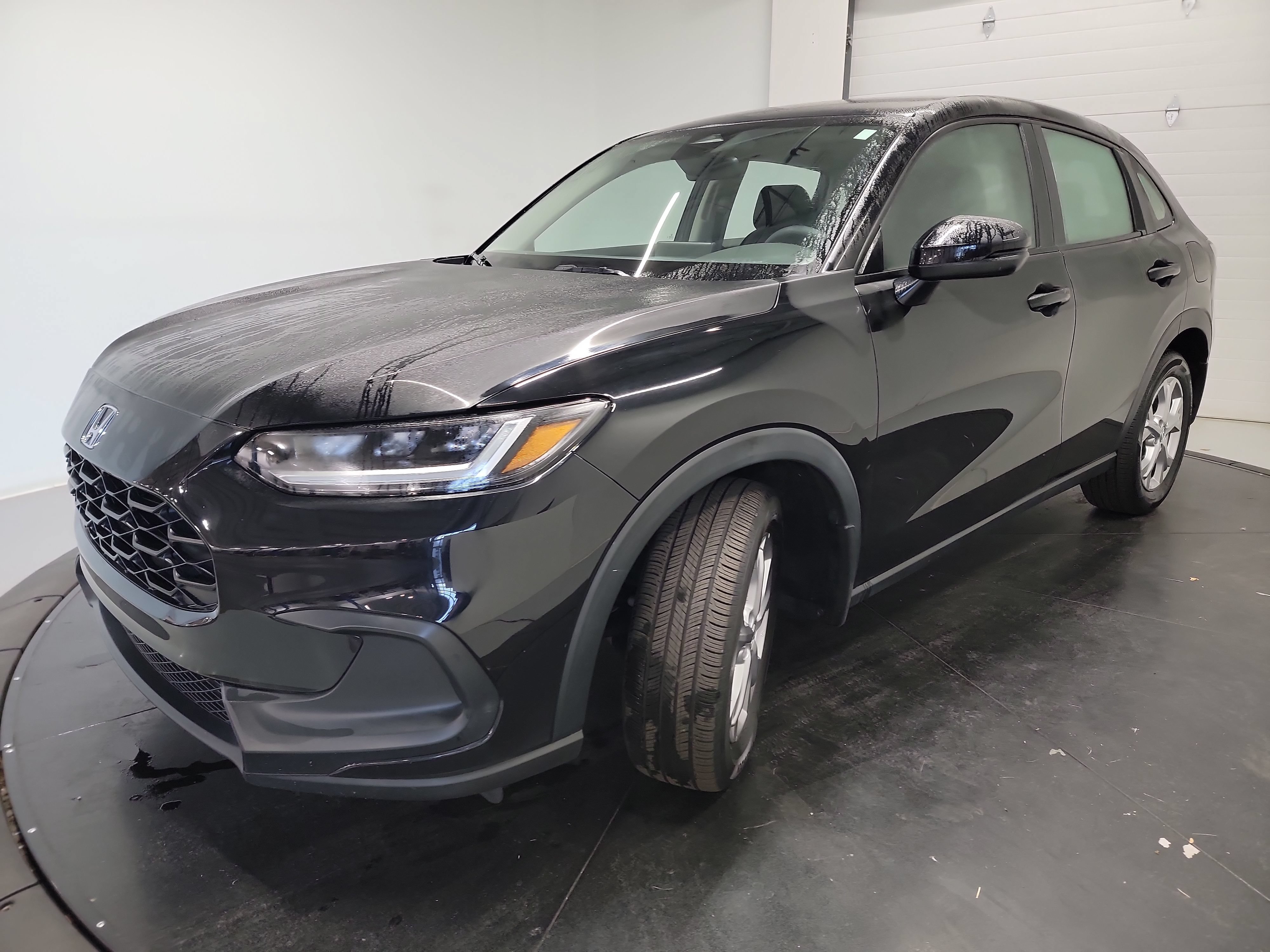 Used 2024 Honda HR-V LX image 3