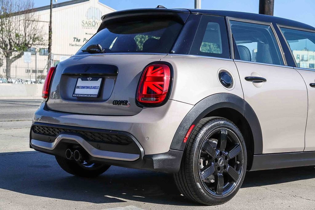 Used 2023 MINI Cooper S image 12