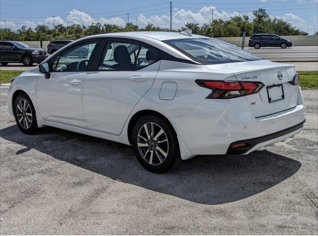New 2025 Nissan Versa SR w/ Trunk Package FWD image 7