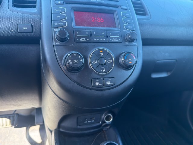 Used 2012 Kia Soul FWD image 14
