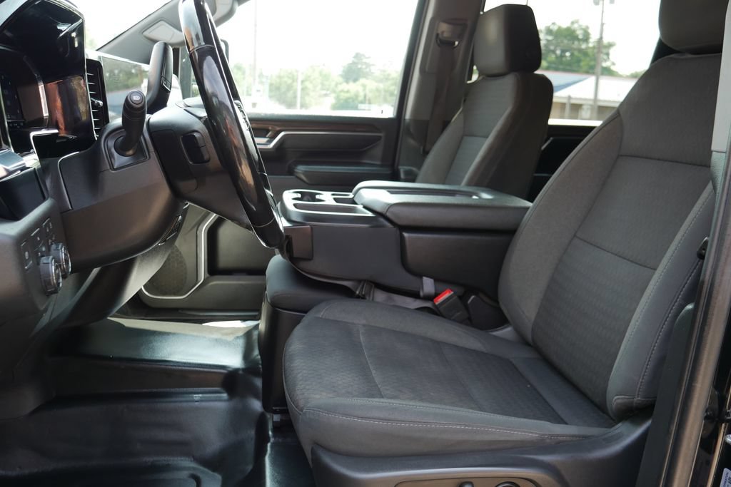 Used 2024 Chevrolet Silverado 3500 LT w/ Convenience Package AWD/4WD image 23