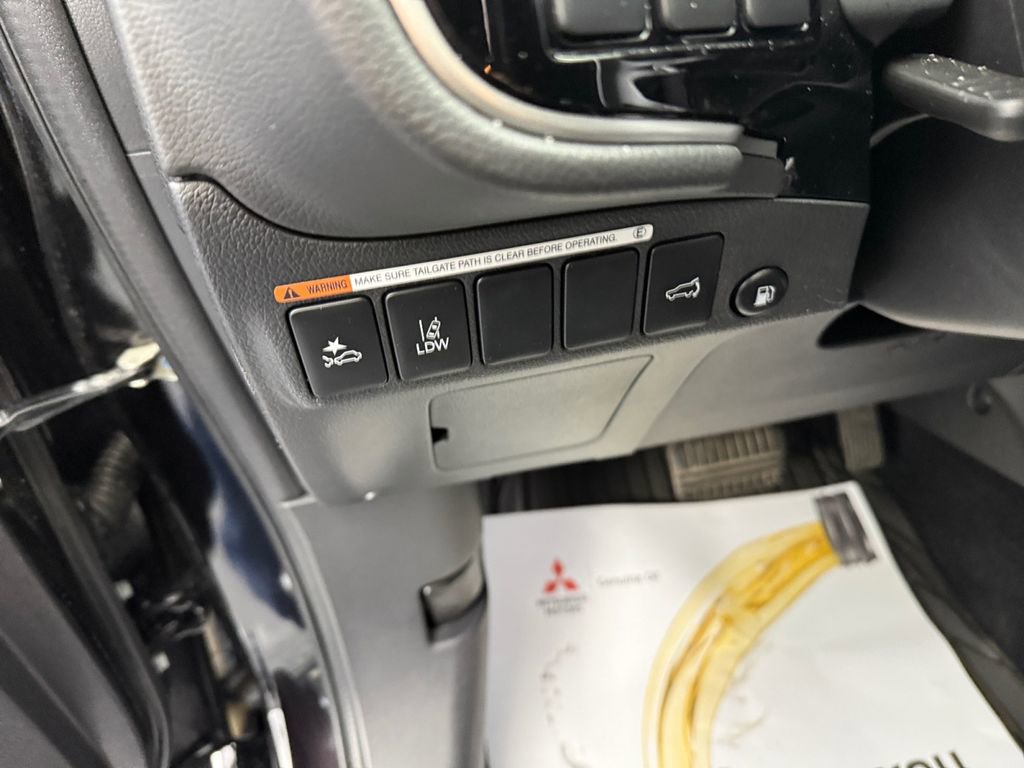 Used 2021 Mitsubishi Outlander GT image 28