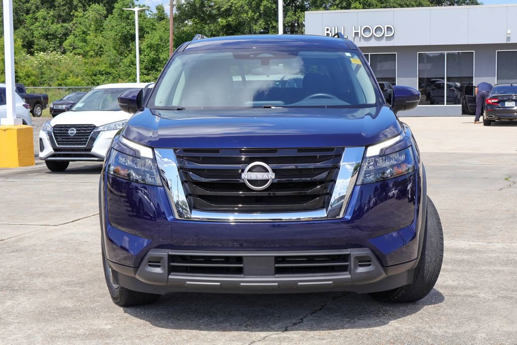 Used 2025 Nissan Pathfinder SV FWD image 24