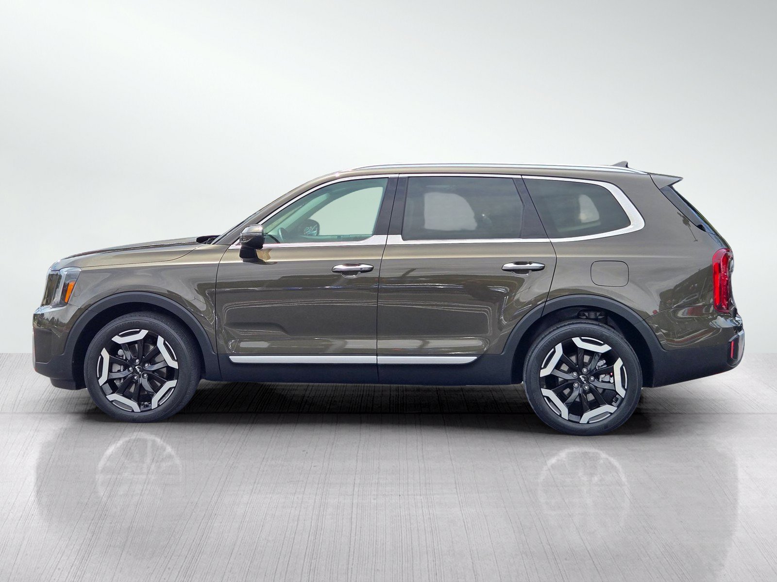 Certified 2023 Kia Telluride S FWD image 7