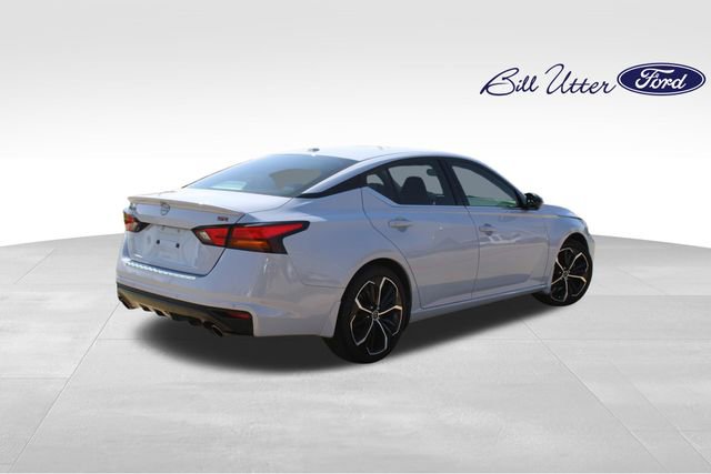 Used 2023 Nissan Altima 2.5 SR FWD image 5