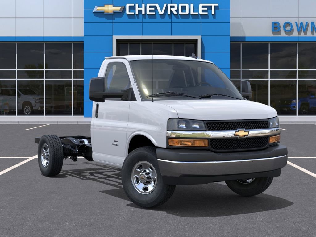 New 2026 Chevrolet Express 3500 w/ Power Convenience Package RWD image 7