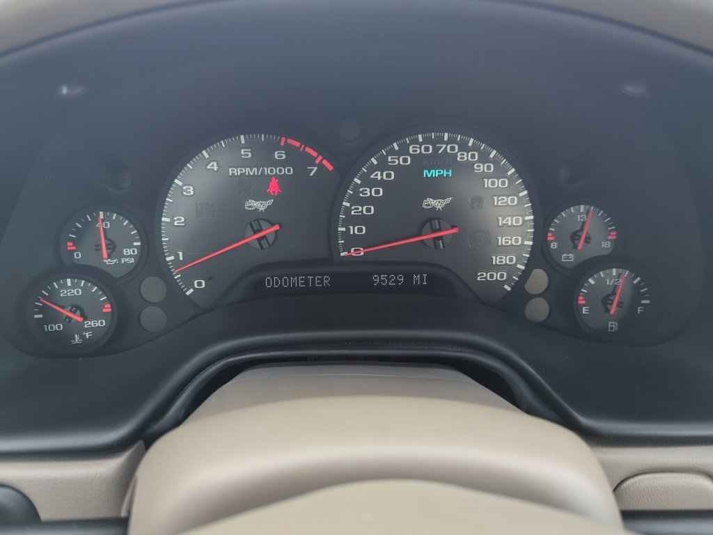 Used 2003 Chevrolet Corvette Convertible w/ Preferred Equipment Group1 image 22