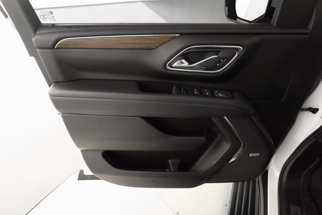 Used 2023 Chevrolet Tahoe High Country w/ LPO, Illumination Package AWD/4WD image 35