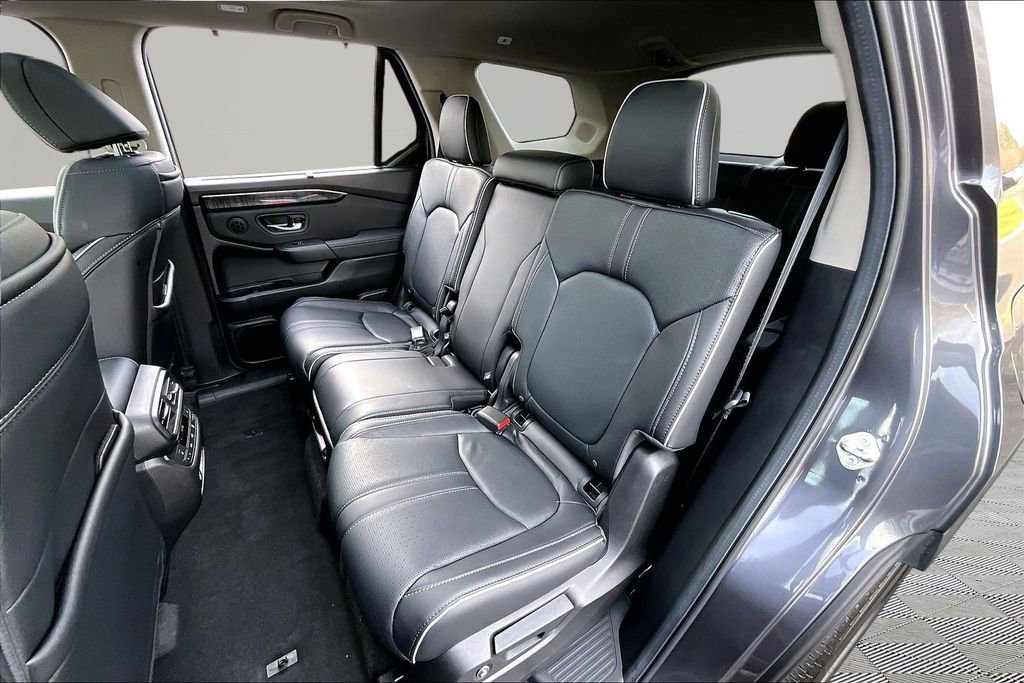Certified 2025 Honda Pilot Elite image 16
